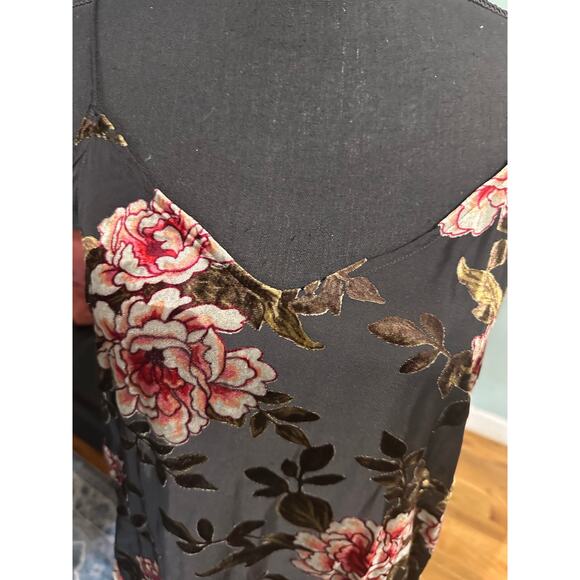 American Eagle Outfitters Floral Burned Velvet Slip Dress - Picture 2 of 6